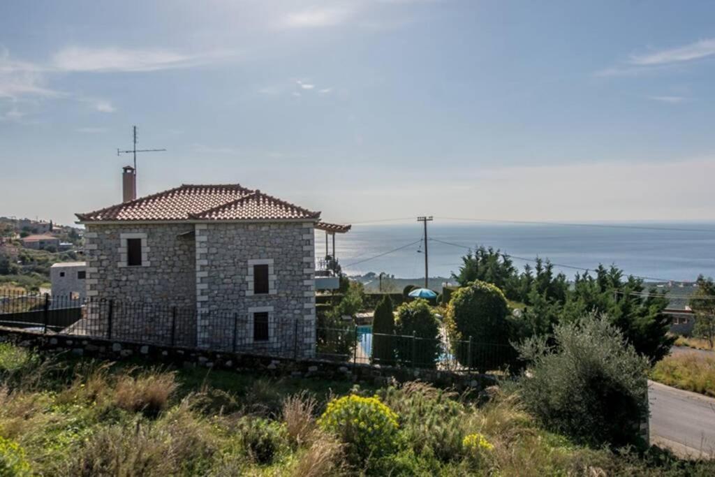 Kelly'S Villa In Stoupa Neokhorion  Екстериор снимка