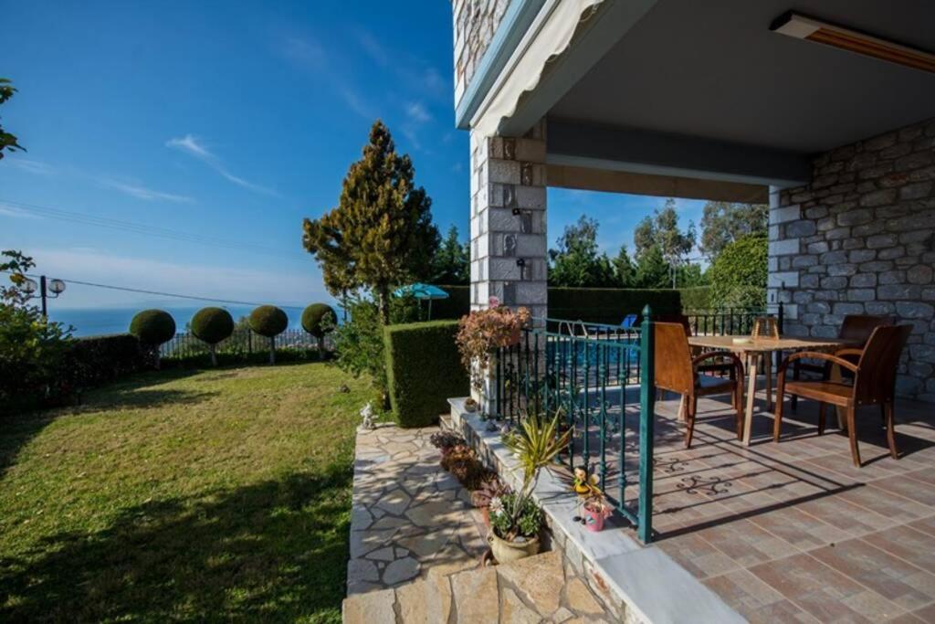 Kelly'S Villa In Stoupa Neokhorion  Екстериор снимка