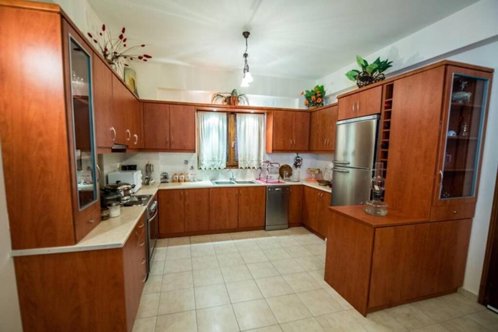 Kelly'S Villa In Stoupa Neokhorion  Екстериор снимка